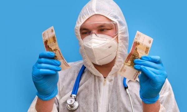Дополнительные выплаты поссорили врачей